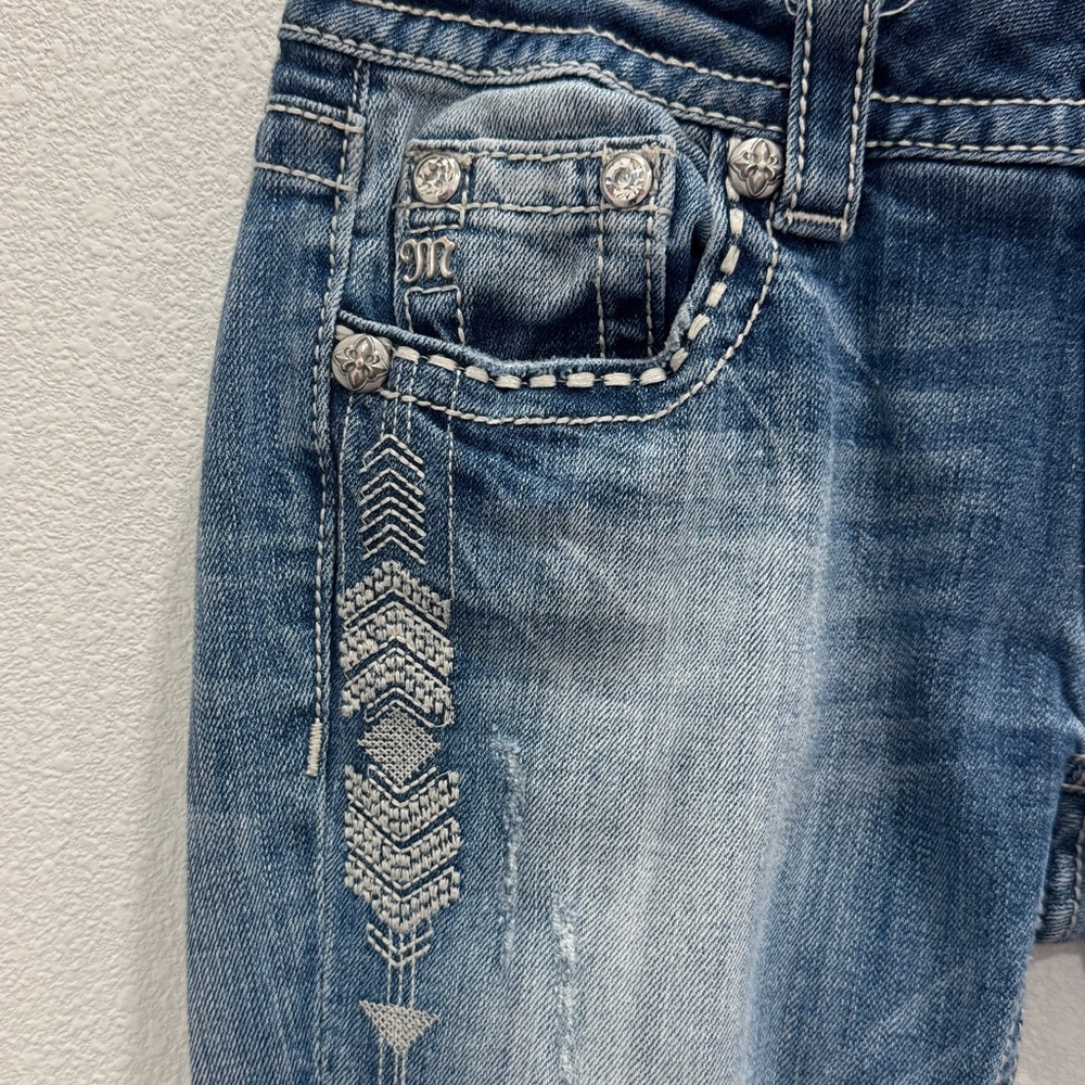 Miss Me Signature  Rise Boot Cut Jeans size 27 Light distressed Jeans - Picture 2 of 12